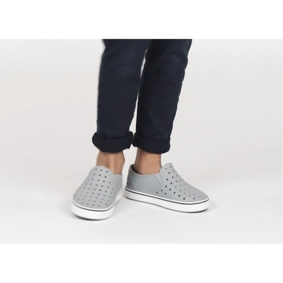 Native Miles Child Lightweight Slip-On Wide Fit Size M4 W6 - Picture 7 of 7